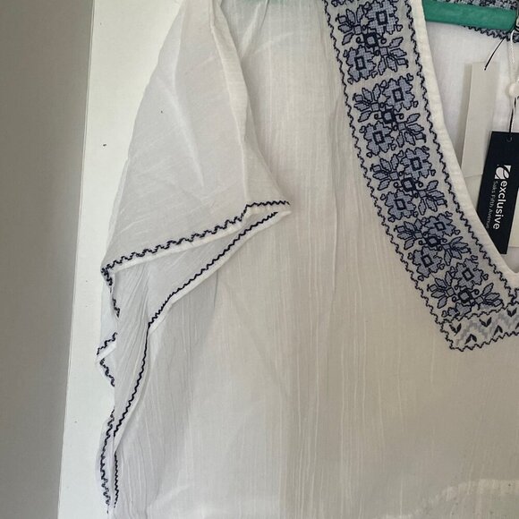 Joie Tunic Beach Dress Coverup M/L White V-Neck Blue Embroidered Cotton Summer - Picture 6 of 11